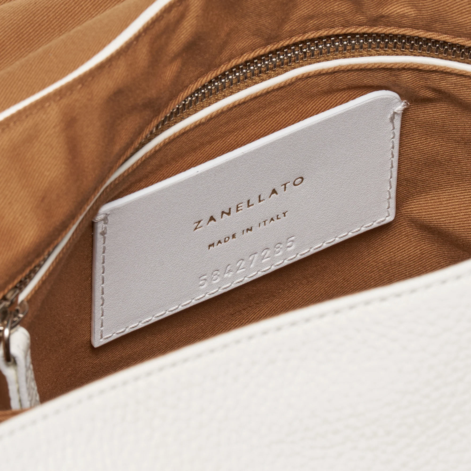 BORSA POSTINA® MEDIUM IN PELLE MARTELLATA BIANCO LATTE - Image 7