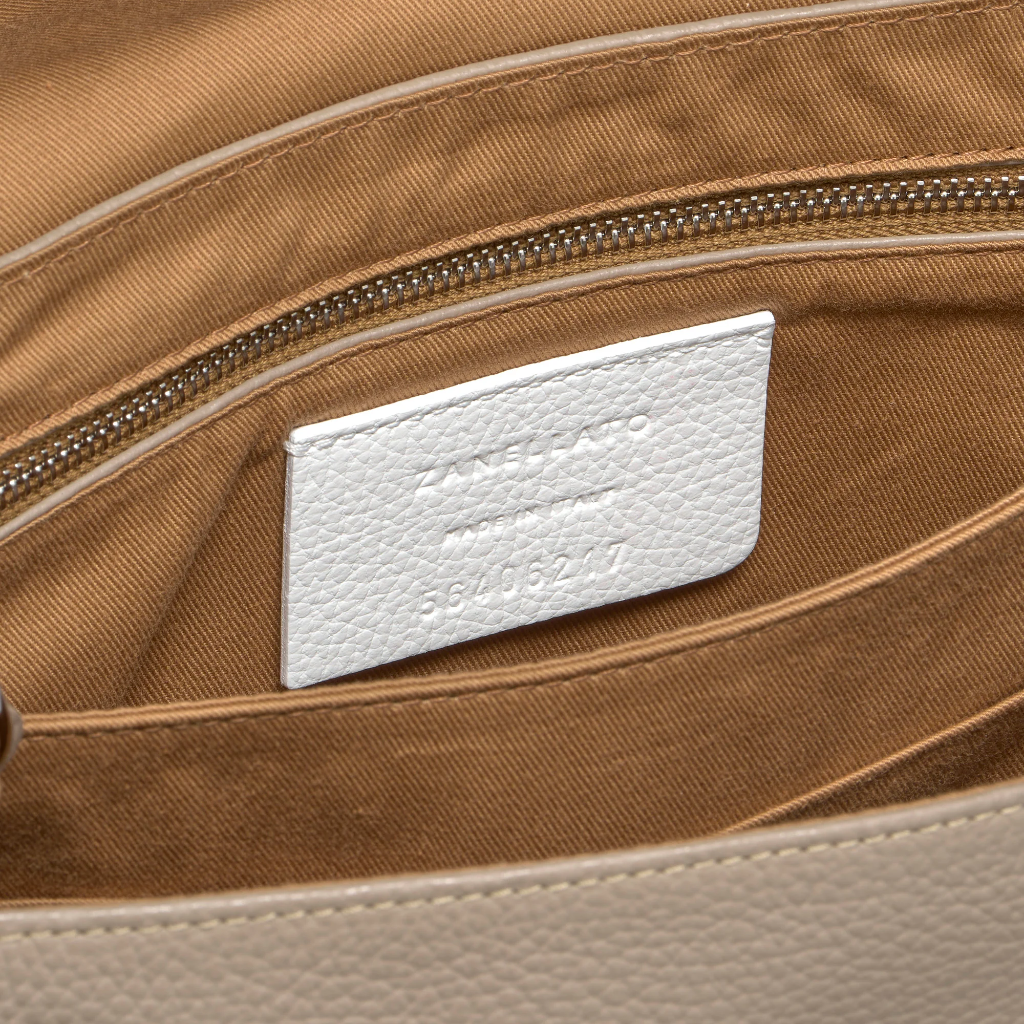 BORSA POSTINA® MEDIUM IN PELLE MARTELLATA GREY CRETA - Image 6