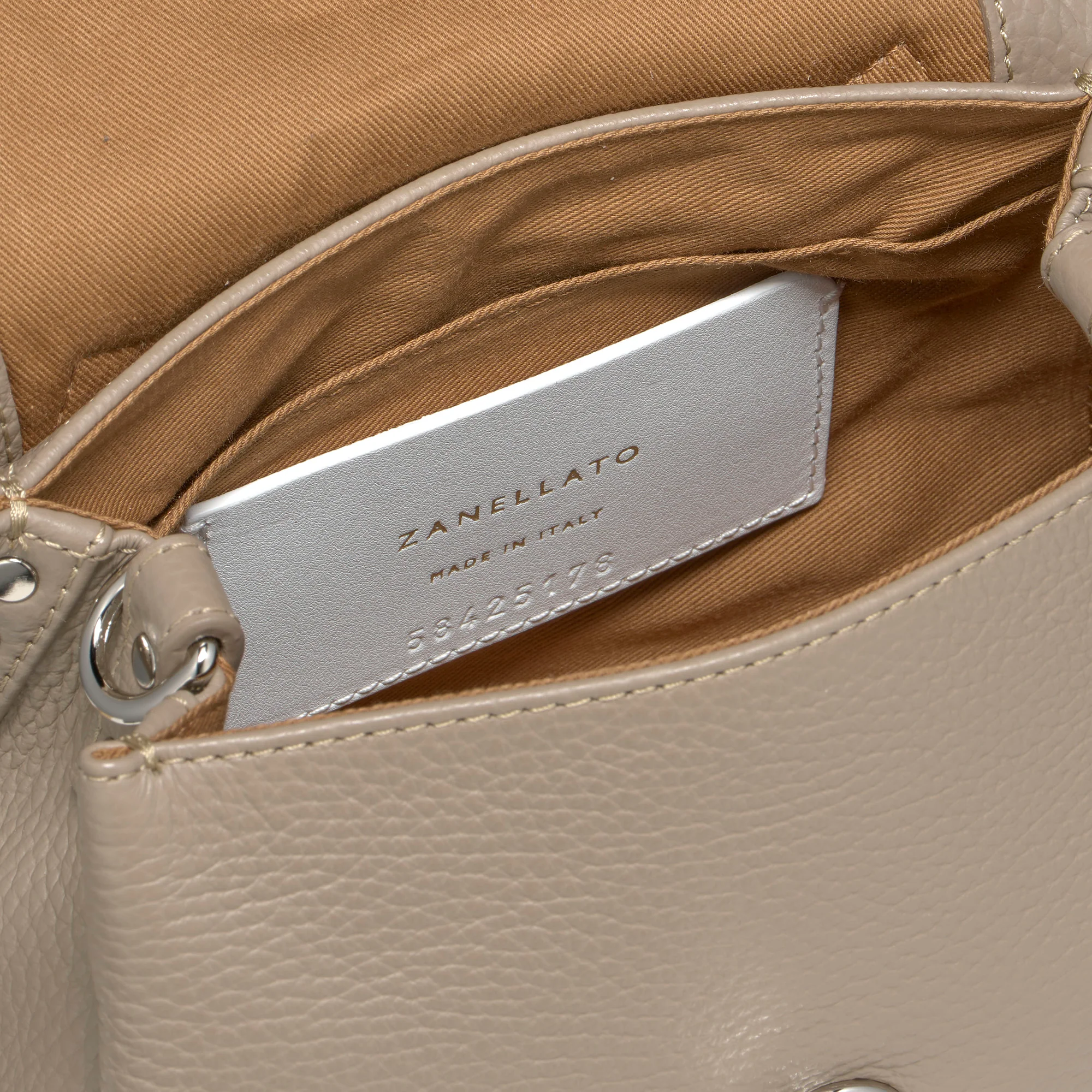 BORSA POSTINA® MEDIUM IN PELLE MARTELLATA GREY CRETA - Image 7